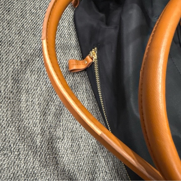 JEMMA Birdie 43 Black Duffle Gym Bag Tote Diaper Baby Bag Makeup Bag - Picture 10 of 16